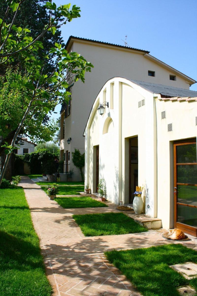 Гостевой дом Residenza Porta Guelfa Беванья Экстерьер фото