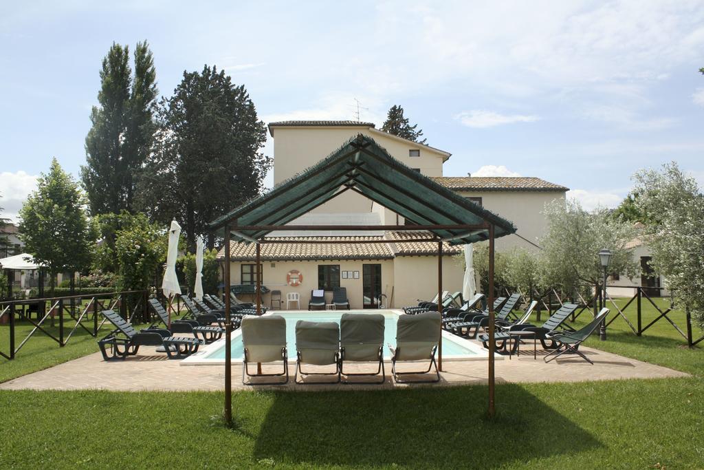 Гостевой дом Residenza Porta Guelfa Беванья Экстерьер фото